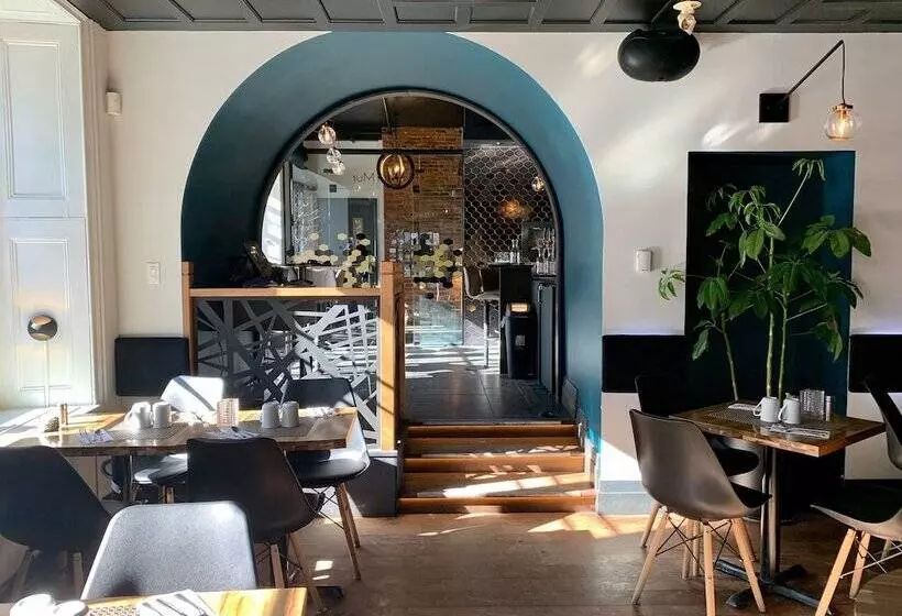 Fotos del hotel Hôtel Sainteanne:  3