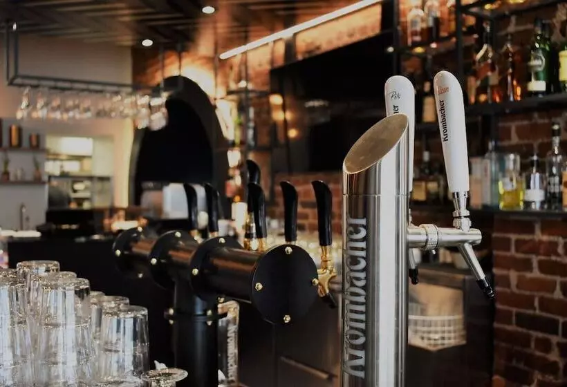 Fotos del hotel Hôtel Sainteanne:  7