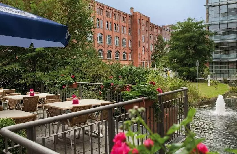 Fotos del hotel Victor S Residenz Berlin Tegel:  7