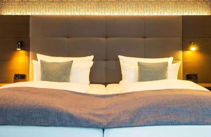 Fotos del hotel Victor S Residenz Berlin Tegel:  24