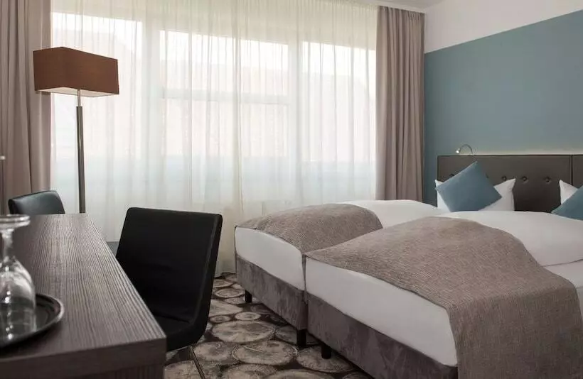 Fotos del hotel Victor S Residenz Berlin Tegel:  11