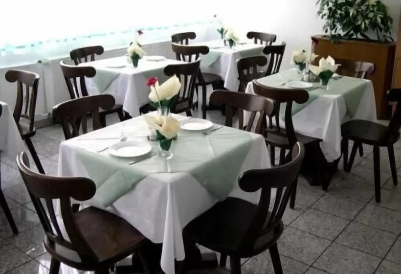 Fotos del hotel Rossija:  3