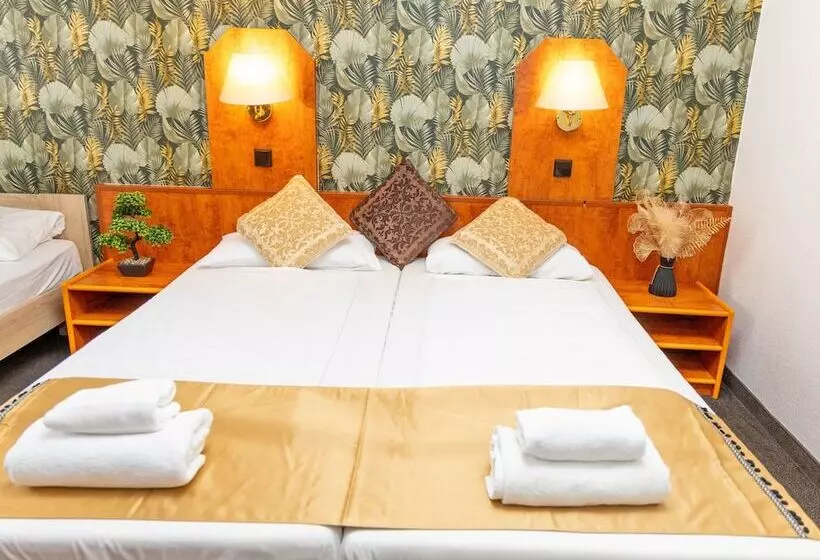 Fotos del hotel Rossija:  16