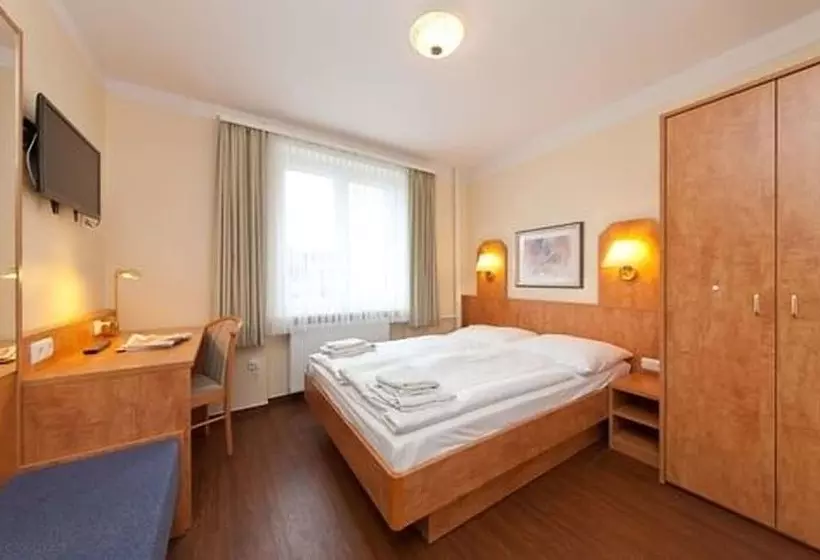 Fotos del hotel Wikinger Hof:  8