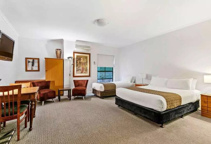 Fotos del hotel Quality Inn & Suites The Menzies:  6