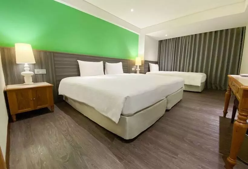 Fotos del hotel Green World Triple Beds:  21