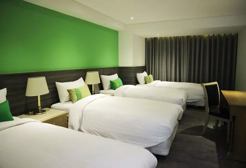 Fotos del hotel Green World Triple Beds:  15