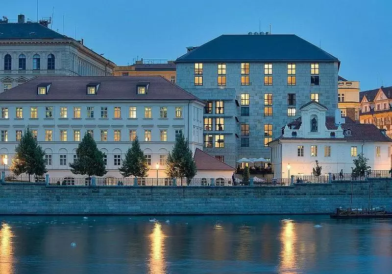 Fotos del hotel Four Seasons  Prague:  1