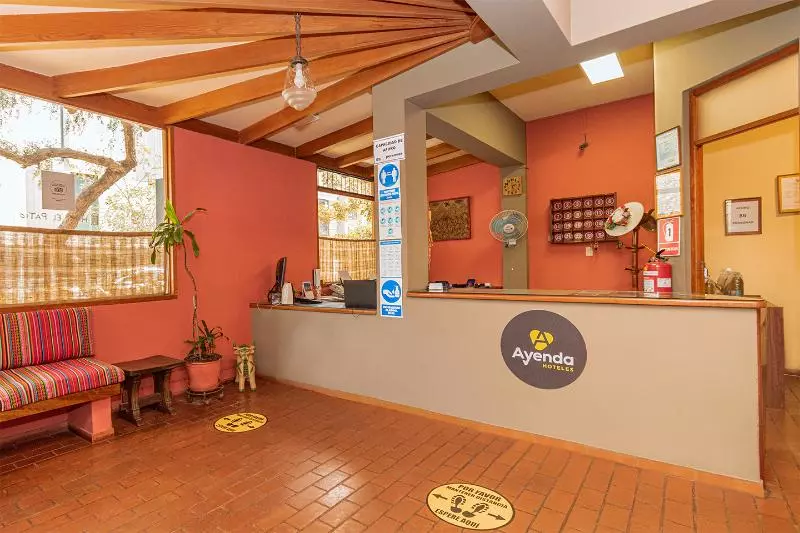 Fotos del hotel Hostal El Patio B&b:  6