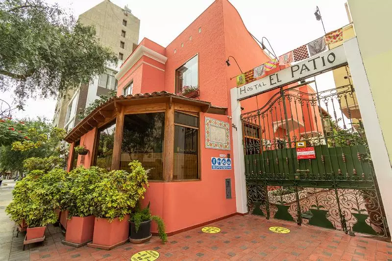 Fotos del hotel Hostal El Patio B&b:  12