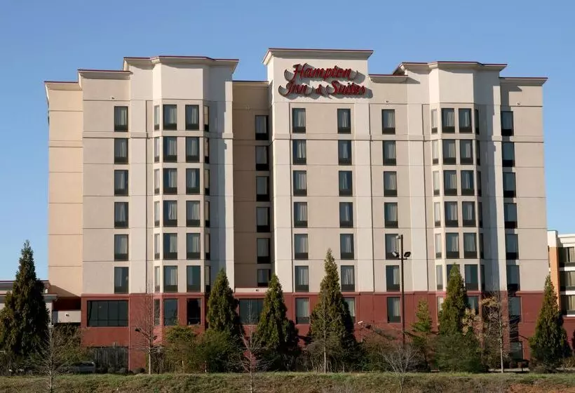 Hampton Inn & Suitesatlanta Airport Northi85