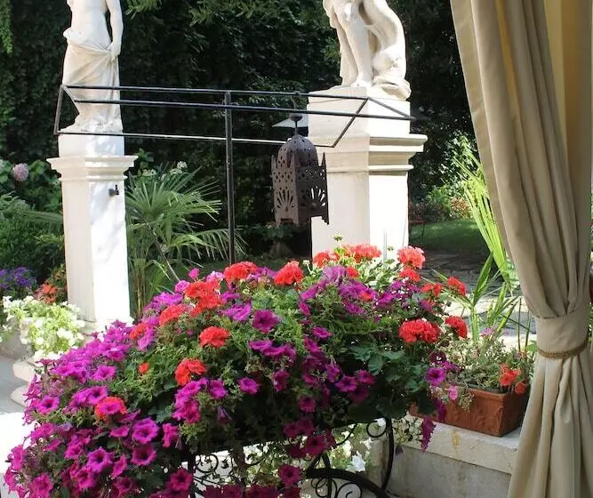 Fotos del hotel Palazzo Abadessa:  6