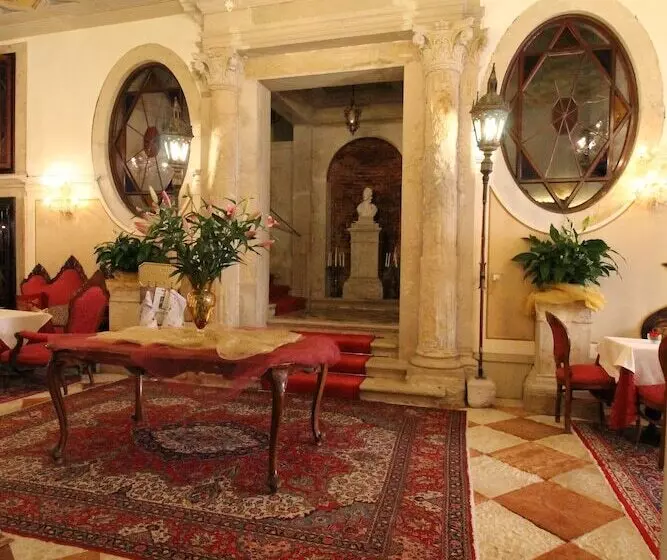 Fotos del hotel Palazzo Abadessa:  3