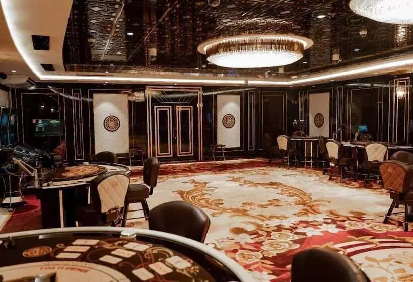 Fotos del hotel Legend  Batumi:  2