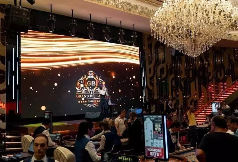 Fotos del hotel Legend  Batumi:  5