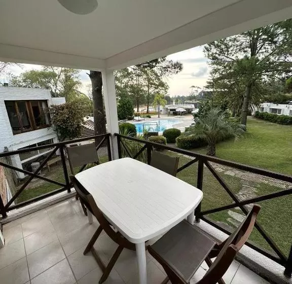 Fotos del hotel Club De La Barra:  10