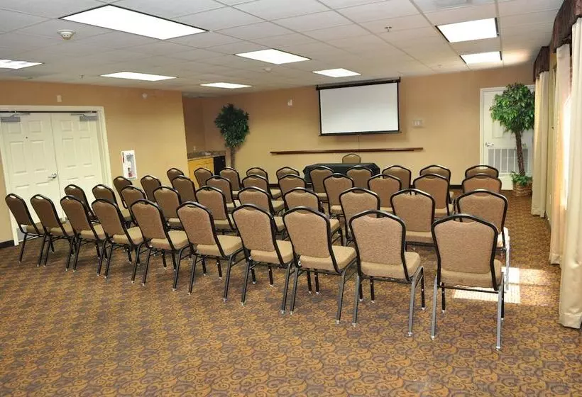 Fotos del hotel Holiday Inn Express Las Vegas-nellis, An Ihg:  15