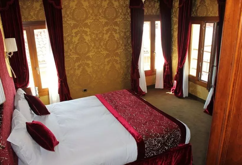 Fotos del hotel Casanova:  6