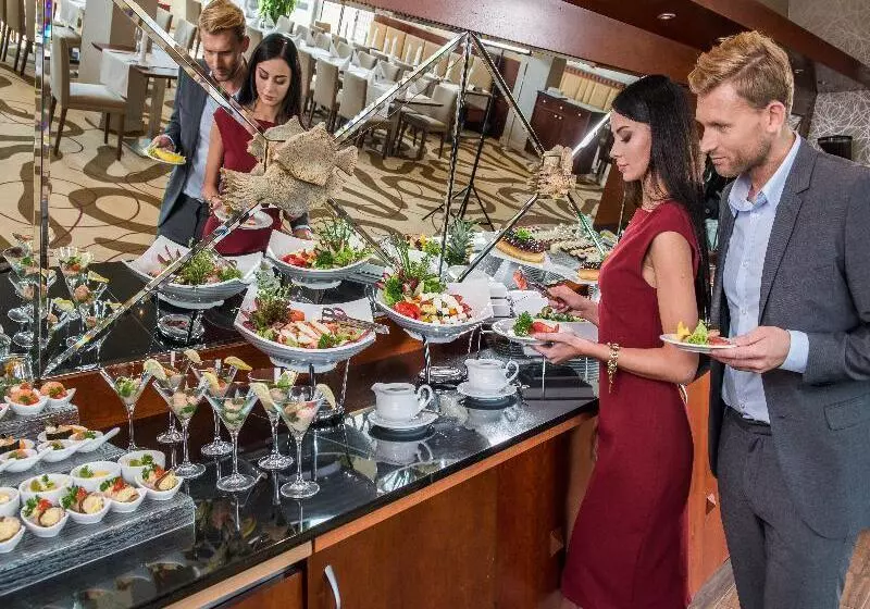 Fotos del hotel Airport Okecie:  15