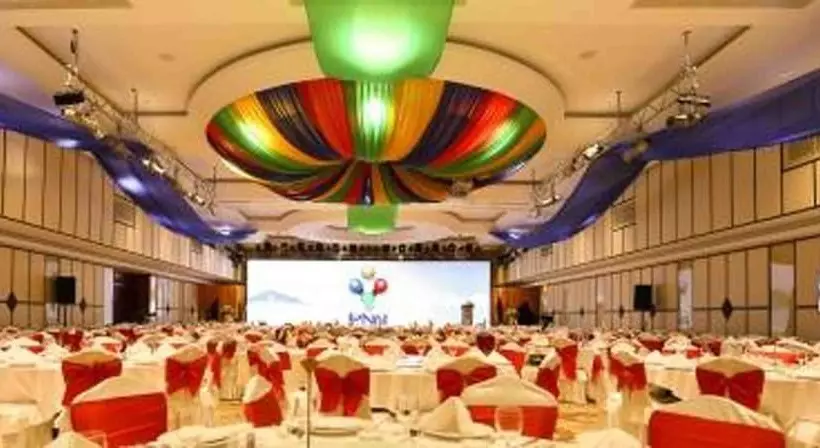 Fotos del hotel Phnom Penh Hotel:  8