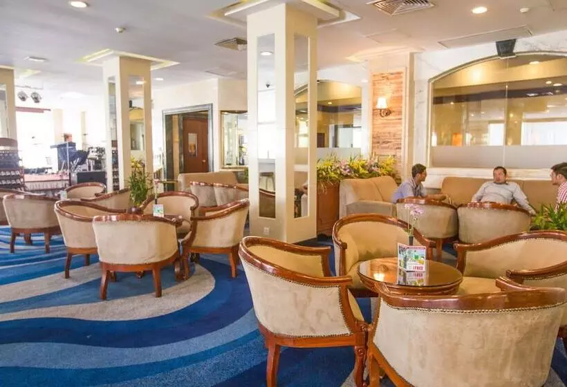 Fotos del hotel Phnom Penh Hotel:  3