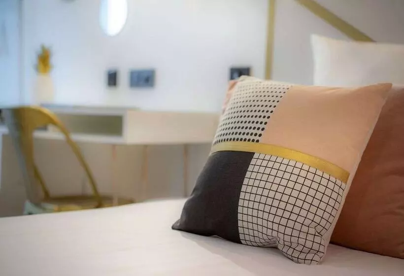 Fotos del hotel Hôtel Royal Opéra:  11