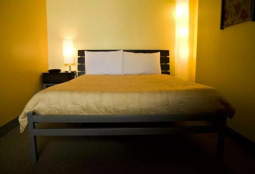 Anne Ma Soeur Anne  Studio