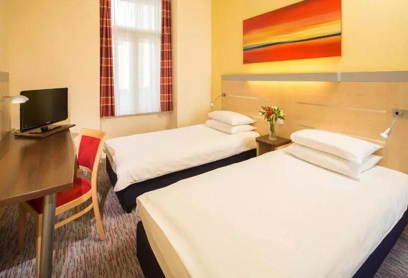 Fotos del hotel Exe City Park:  24