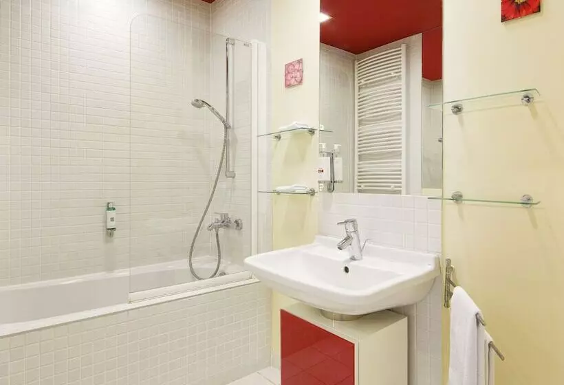 Fotos del hotel Mamaison Residence Sulekova Bratislava:  19