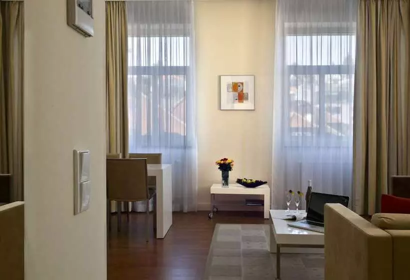 Fotos del hotel Mamaison Residence Sulekova Bratislava:  17