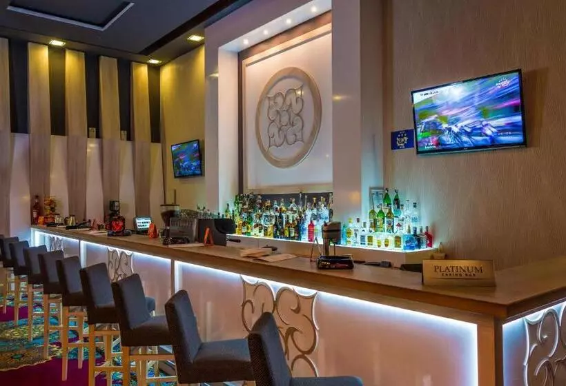 Fotos del hotel Platinum Casino & Hotel:  2