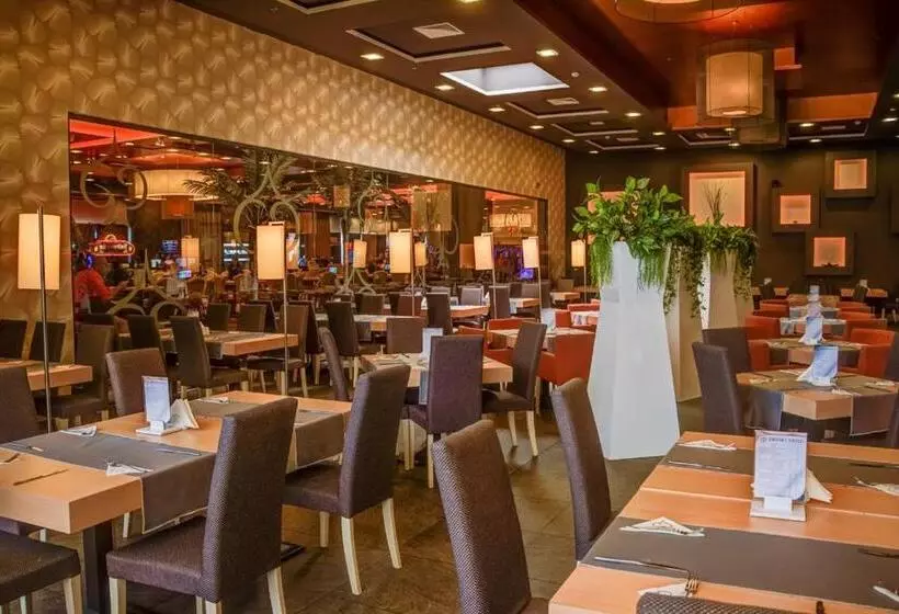 Fotos del hotel Platinum Casino & Hotel:  6