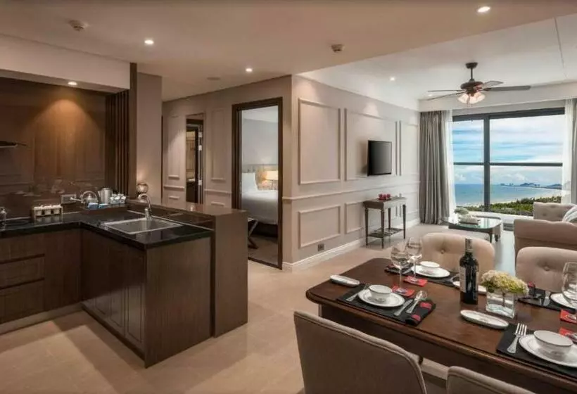 Fotos del hotel Johnny's Luxury Apartments:  8
