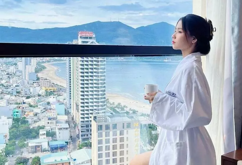 Fotos del hotel Johnny's Luxury Apartments:  11