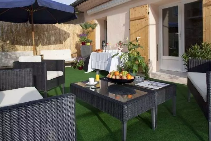 Fotos del hotel Hôtel Artea Aix Centre:  6