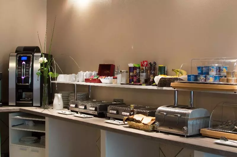 Fotos del hotel Hôtel Artea Aix Centre:  4