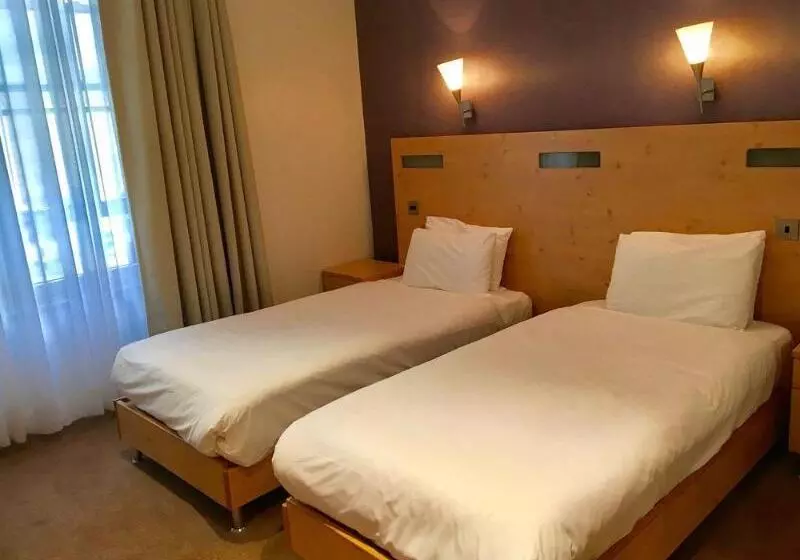 Fotos del hotel Artto:  12