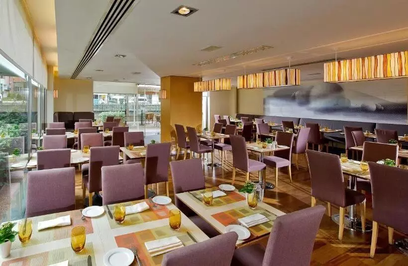 Fotos del hotel Divan Istanbul City:  16