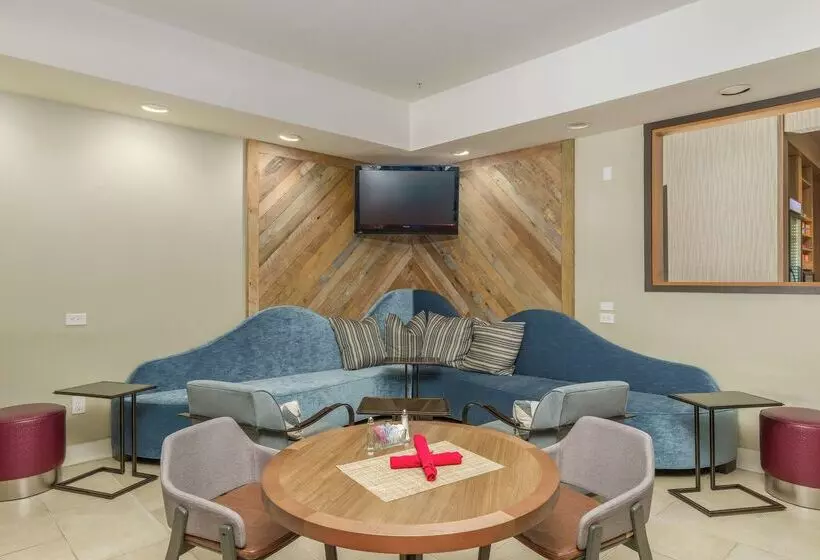 Fotos del hotel Hilton Garden Inn Phoenix Airport:  8