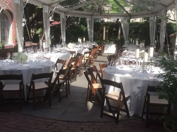 Fotos del hotel Morris House Hotel:  4