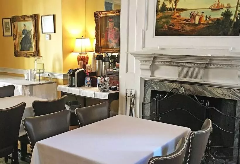 Fotos del hotel Morris House Hotel:  3