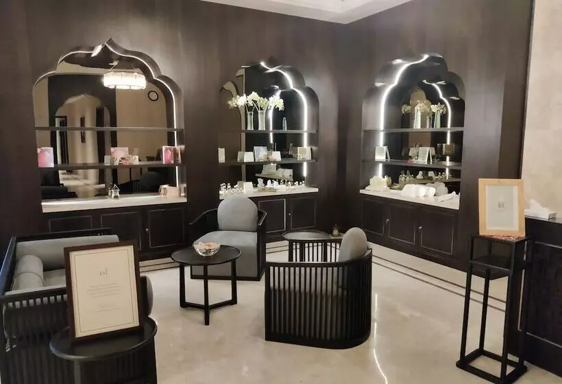 Fotos del hotel Taj Skyline Ahmedabad:  7