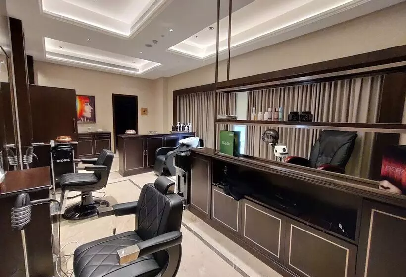 Fotos del hotel Taj Skyline Ahmedabad:  8