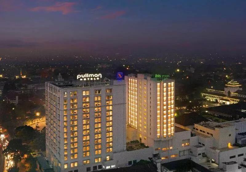 Fotos del hotel Pullman Bandung Grand Central:  14
