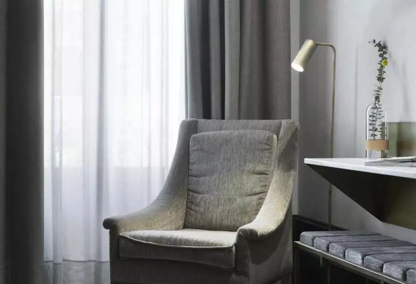 Fotos del hotel Icon Wipton By Petit Palace:  25