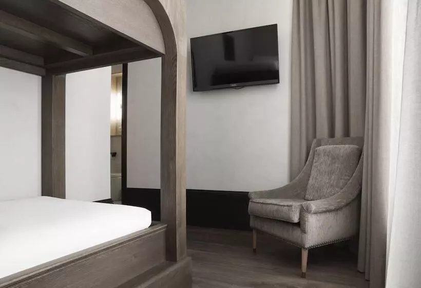 Fotos del hotel Icon Wipton By Petit Palace:  27