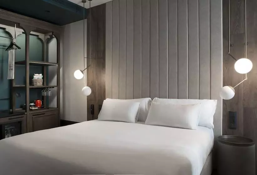 Fotos del hotel Icon Wipton By Petit Palace:  29