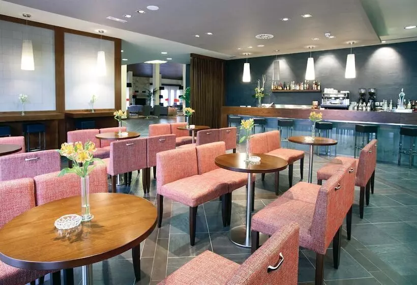 Fotos del hotel Golf & Spa Real Badaguásjaca:  5