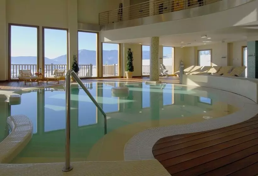 Fotos del hotel Golf & Spa Real Badaguásjaca:  2