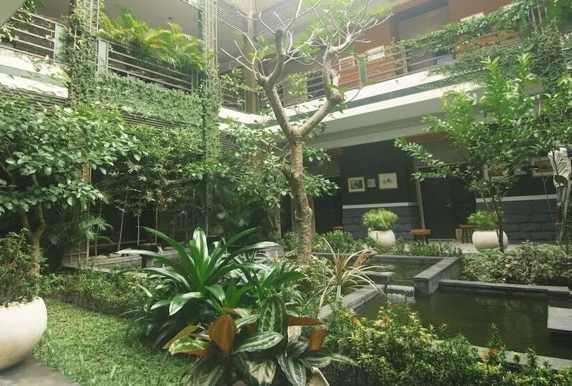 Fotos del hotel Savita Garden Inn:  10